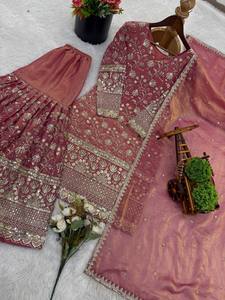 Ensemble de costume Sharara en soie GMY pure, broderie lourde, travail de séquence, prêt à porter - Product Image 5