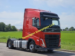 Camión Usado Volvo FH 500 2022, Cabina de Techo Alto 6x2, Parrilla Cromada Azul Profundo, Faros LED, Unidad de Camión Tractor, Camión Remolque - Product Image 2