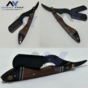 Navajas de Barbero de Acero Inoxidable de Primera Calidad con Elegante Mango de Madera y Bolsa de Almacenamiento de Cuero PU para Dar Forma al Bigote y la Barba - Product Image 2