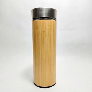 Botellas de agua de bambú natural de calidad superior Diseño de color de madera Vasos nuevos y elegantes - Product Image 2