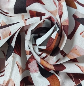 Chemise à manches longues douce et légère importée pour hommes avec coupe contemporaine, idéale pour une utilisation quotidienne au bureau - Product Image 4