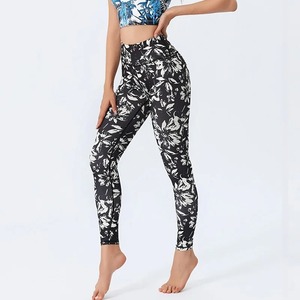 Las mallas personalizadas de talla XL más vendidas para mujer, cintura elástica, talla grande, suministro ODM, pantalones para niñas, última impresión por sublimación - Product Image 3