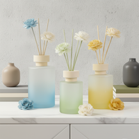 Bouteille vide de diffuseur d'arômes de luxe personnalisée, finition givrée avec couvercle en bois de bambou pour la décoration de la maison et du bureau, utilisation été, printemps, automne