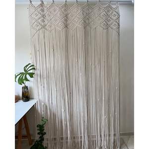 Rideau mural en macramé bohème fait main, design luxueux encadré de rotin pour la décoration artistique du salon, décoration murale pour la maison - Product Image 1
