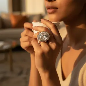 Bague statement pour femme avec zircone cubique argentée - Product Image 3