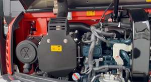 Excavadora Compacta KX080-5 de 66.6 HP con Capacidad de Cucharón de 0.25m - Product Image 3