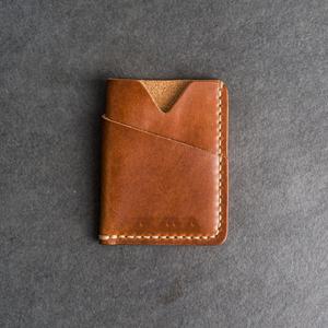 Tarjetero de Cuero Genuino Vintage Personalizado de Alta Calidad, Minimalista, para Hombre y Mujer, Pequeño, Hecho a Mano, para Navidad - Product Image 6