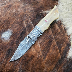 Personalizado OEM hecho a mano de acero de Damasco multifuncional grado Industrial cuchillo plegable EDC Camping cuchillo de bolsillo Funda de cuero regalo - Product Image 1