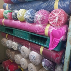 Jenny stock lot. Corée polyester spandex venethia glstening tissu textile beaucoup brillant teinture unie meilleure qualité robe femmes - Product Image 4