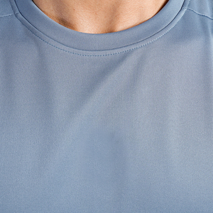 Camiseta sin mangas de poliéster para gimnasio para hombre, camiseta atlética de secado rápido sin mangas con tela transpirable, ajuste cómodo, deportes de entrenamiento ideales - Product Image 6