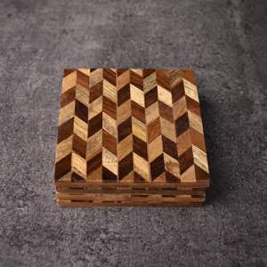 Dessous de verre en bois rustique décoratif conçu pour impressionner les invités et élever les décorations de salle à manger de vacances pendant les rassemblements - Product Image 5