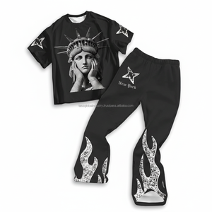 Ensemble T-shirt et jogging streetwear pour homme en coton de haute qualité, écologique, léger, avec pantalon de survêtement imprimé et motif dessin animé personnalisé - Product Image 1