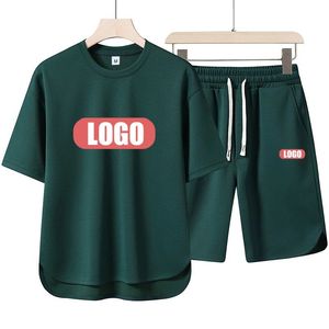 Ensemble t-shirt et short dégradé à rayures, design unique OEM, vêtements de sport, vêtements de basket-ball confortables, respirants et tendances pour le football - Product Image 1