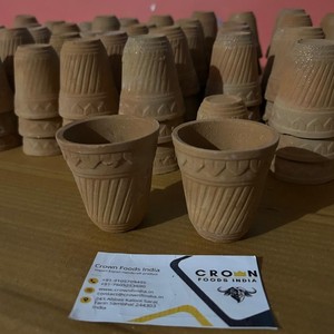 แก้วดินเหนียวธรรมชาติจากอินเดีย ใช้สำหรับชา ลาสซี น้ำ คุณภาพสูง ออกแบบตามสั่ง คราวน์ ฟู้ดส์ อินเดีย สำหรับงานปาร์ตี้ - Product Image 2