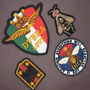 刺繍入りアイロンロゴ刺繍パッチテキスタイルラベルパーカーカスタムシェニールパッチ衣料品タグ（ロゴ付き） - Product Image 4