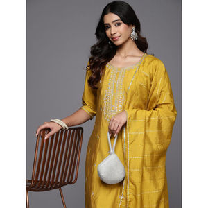 High Quality Premium Viscose Blend Embroidered Bollywood Top 3/4 Pant Dupatta Set Solid 3/4 Sleeve <b>Kurti</b> for Summer Parties Bulk - Product Image 1