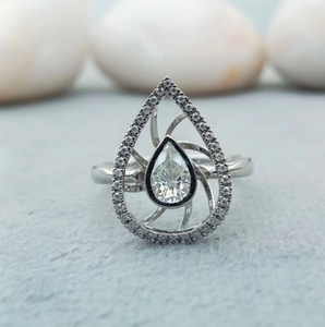 Bague fantaisie personnalisée en or 4 carats 14 carats 18 carats ovale de fiançailles VVS Moissanite de mariage avec diamant 100% satisfaction garantie - Product Image 1