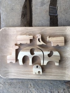 Jouet en bois artisanal en forme d'animal pour enfants, apprentissage Montessori, jeu éducatif et décoration de la maison - Product Image 6