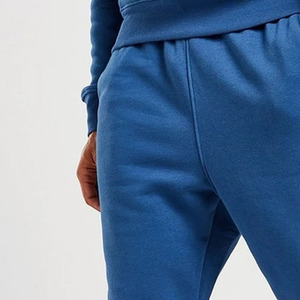 Survêtements de sport confortables pour hommes, streetwear d'hiver, sweats à capuche et ensembles de jogging légers personnalisés, vente en gros - Product Image 6