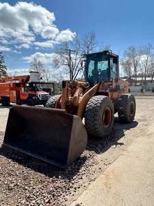 2000 pour Case 621C Chargeuse sur pneus haute performance avec moteur et composants du noyau de la pompe pour la manutention et l'excavation - Product Image 3