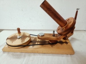 Rouleaux de fil à billes en bois gravés au laser, adaptés au tricot, fournitures, magasins également adaptés à la revente - Product Image 4