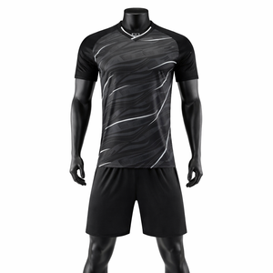 Conjunto de Camiseta de Fútbol Personalizada para Hombre, Negra, con Estampado por Transferencia de Calor, Manga Corta, Absorbe la Humedad, Transpirable, Cuello en V, Ajuste Atlético, 100% - Product Image 2