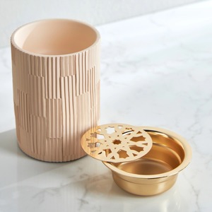 Quemador de incienso de Metal de lujo Premium recién llegado hogar decorativo Primavera Verano Otoño Invierno centro de mesa hecho a mano duradero Eid - Product Image 3