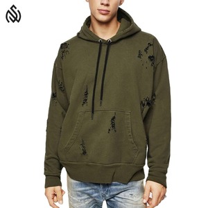 Ropa informal Sudaderas con capucha desgastadas Forro polar de poliéster de moda con patrón estampado y cuello con capucha - Product Image 1