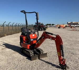 Mini-excavatrice Kubota KX008-5 de qualité supérieure à prix abordable à vendre Haute fiabilité pour les chantiers Livraison rapide Achetez maintenant - Product Image 4
