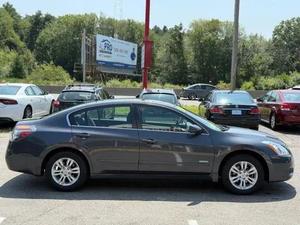 Nissan Altima 2010 d'occasion.... Hybride - Product Image 4