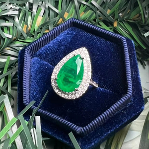 แหวนจำลองมรกตสองชั้นทรงลูกแพร์สีเขียวสดใสเงินปรับได้สายเพทายขนาดเล็กหินอาจจะเกิด - Product Image 1