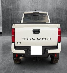 Toyota Tacoma TRD Off-Road Double Cab 4x4 2024 d'occasion (conduite à gauche/droite) - Product Image 2