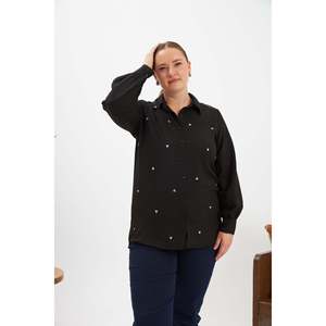 Blusa Tejida con Detalles en Piedra Negra Talla Grande RMG para Mujer - Elegante Top de Manga Larga con Adornos - Product Image 2