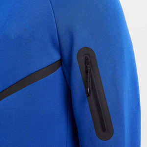 Sudadera con capucha para hombre Activewear Wind runner Full-Zip Urban con tela impermeable y bolsillo para el brazo - Product Image 4