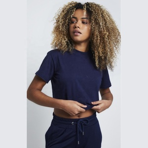 Conjunto Deportivo de Felpa con Capucha y Manga Corta para Mujer, 100% Algodón, Ecológico, Informal, Deportivo, de Invierno, de Dos Piezas - Product Image 4
