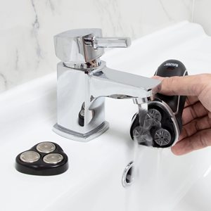 Afeitadora Eléctrica Rotativa Inalámbrica Recargable para Hombre, IPX7, USB, Tres Cabezales, Recortadora Alemánica para Cara y Cuerpo, Lavable, Repuesto - Product Image 2