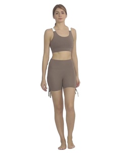 Shorts de yoga personnalisés fabriqués au Pakistan Shorts de yoga sans couture pour l'entraînement Shorts de yoga de la meilleure qualité - Product Image 3
