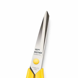 Tijeras Quirúrgicas de Acero Inoxidable de Alta Calidad con Mango Ergonómico Amarillo para Uso Médico y de Laboratorio - Product Image 2