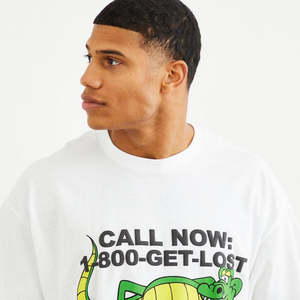 T-shirt oversize pour homme, style streetwear tendance, haut décontracté avec logo sur le devant, tissu 100% coton, respirant, écologique, séchage rapide - Product Image 5