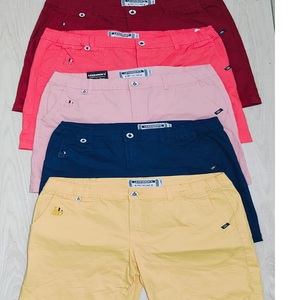 Short solide pour hommes du Bangladesh Lot de stock de pantalons cargo à 6 poches et 4 poches Vêtements Pantalons courts en tissu sergé de marque excédentaire - Product Image 4