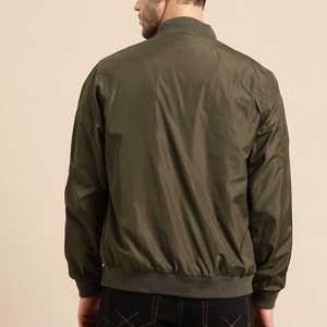 Suministro directo de fábrica Adultos Use chaqueta de moda de invierno En línea Superventas Chaquetas de bombardero transpirables de tamaño personalizado - Product Image 4