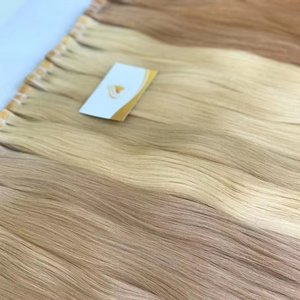 Extensiones de cabello ondulado de encaje alineado con cutícula de donante italiano 100%, cinta de Color claro de un solo donante, cabello virgen, Color teñido Invisible - Product Image 1