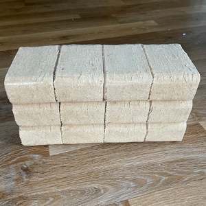 Briquettes de bois en vrac des États-Unis, en sciure de bois naturelle, pour l'énergie, livraison gratuite, emballées en sacs - Product Image 4
