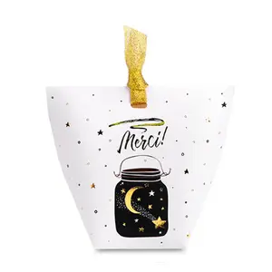 Scatola regalo di carta di cartone di Natale bianco carino di alta qualità per l'imballaggio di biscotti con disegni unici