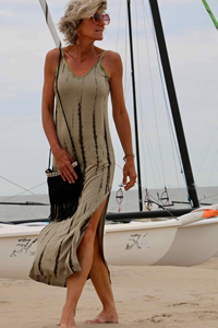 Vestido Maxi de Rayón con Estampado Tie Dye de Diseño Novedoso, con Escote Bardot, Estilo Multicolor Moderno, Tela Transpirable, en Venta - Product Image 4