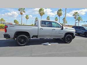 Nouveau Chevrolet Silverado 2500 4WD LTZ 2026, SUV essence, norme Euro VI, 6 places, 4x4, transmission automatique, sièges en cuir, conduite à gauche, jantes en alliage d'aluminium - Product Image 3