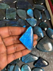 Haute qualité AAA + Grade naturel bleu Labradorite feu pierres précieuses multi-facettes Labradorite Cabochon mélange taille prix de gros Lot - Product Image 4