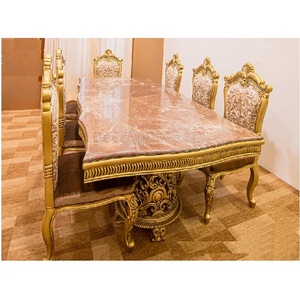 Juego de Comedor de Madera de Teca con Acabado Italiano Rococó, Tallado a Mano, Clásico, para 8 Personas, con Acabado Dorado, Hecho en EE. UU. - Product Image 1