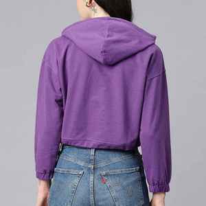 Sudadera corta para mujer, diseñada para atuendos modernos, que ofrece suavidad, calidez, comodidad y un diseño corto y a la moda. - Product Image 6