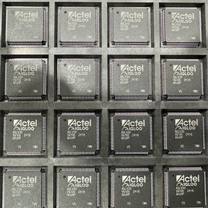 ชิปใหม่แท้ ไอซีสต็อก ชิ้นส่วนอิเล็กทรอนิกส์แบบรวม AGL030V5-VQG100 ชิ้นส่วน SMD วงจร ตัวเก็บประจุ ตัวต้านทาน คริสตัล ไดโอด BOM - Product Image 1